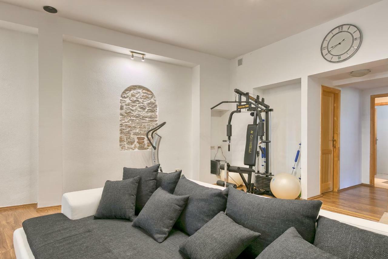 Wellness Apartman Kaiser Pula Luaran gambar