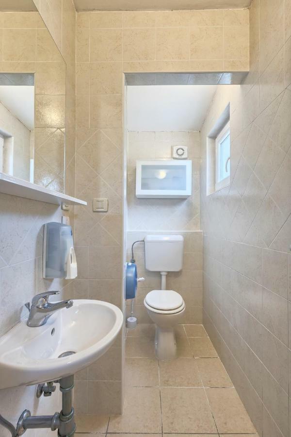 Wellness Apartman Kaiser Pula Luaran gambar