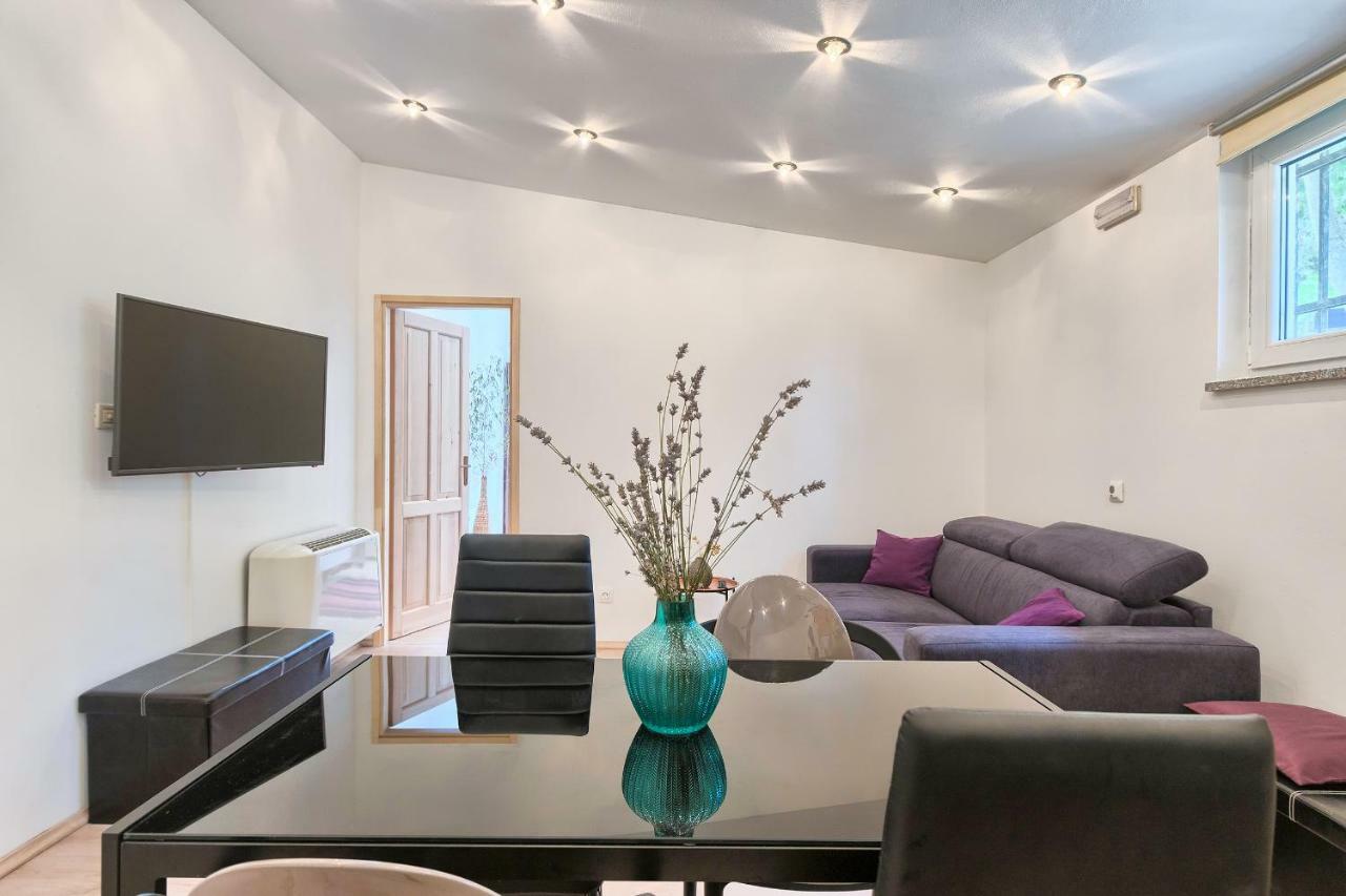 Wellness Apartman Kaiser Pula Luaran gambar
